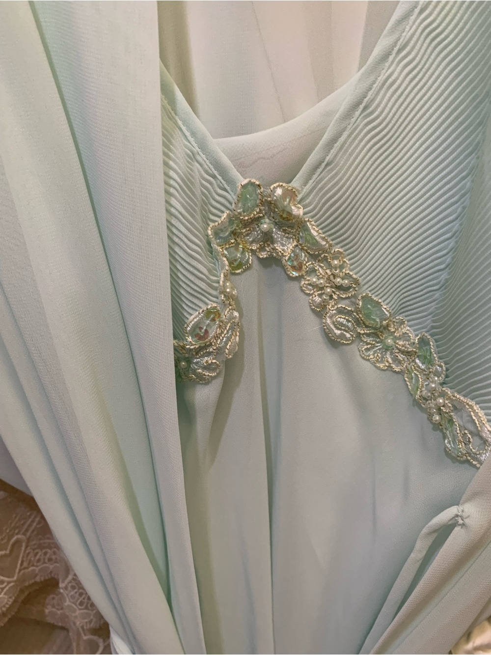 Expressions Sheer Mint Green Lace-Trim Robe&Sheer Slip set ( 2 piece) - Picture 6 of 9